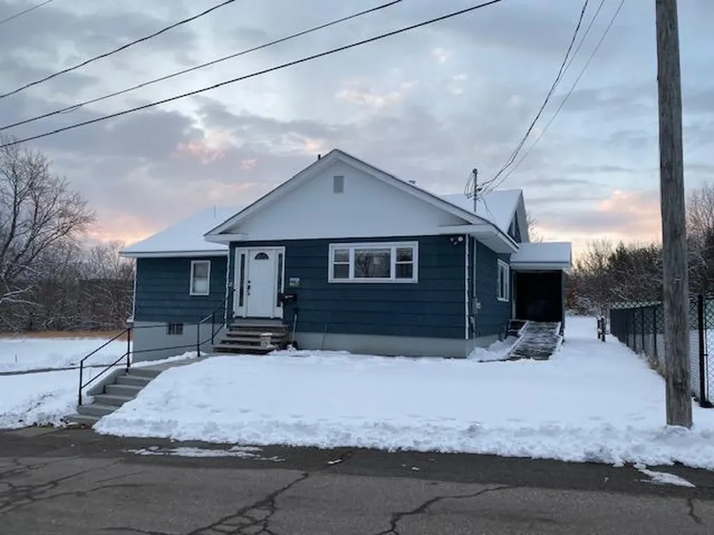 21 Wilson Street Sanford ME 04073