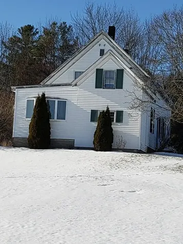 65 Churchill Street Wiscasset ME 04578