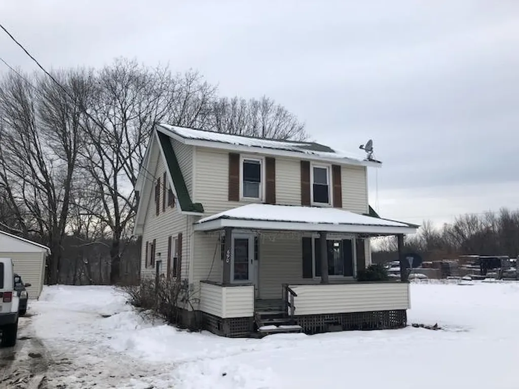 690 Riverside Drive Augusta ME 04330