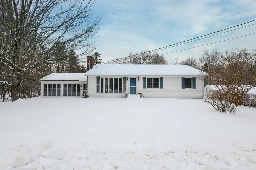 22 Mann Road Shapleigh ME 04076