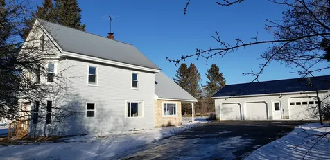 31 Bullen Street Bradley ME 04411