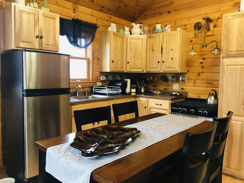 2784 Collinstown Road Appleton ME 04862
