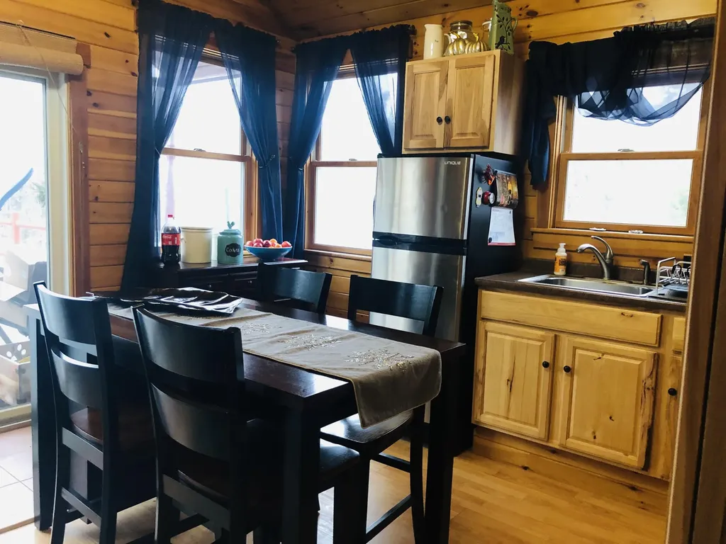 2784 Collinstown Road Appleton ME 04862