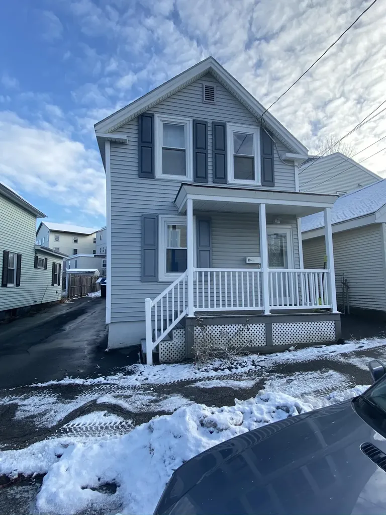 75 Bradbury Street Biddeford ME 04005