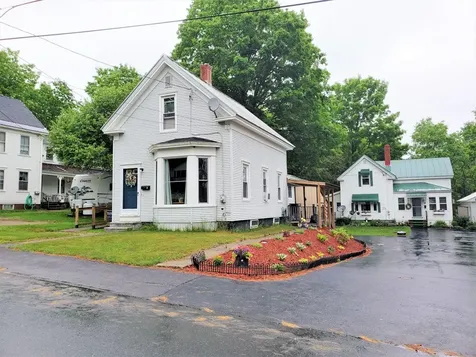 41 Summer Street Skowhegan ME 04976