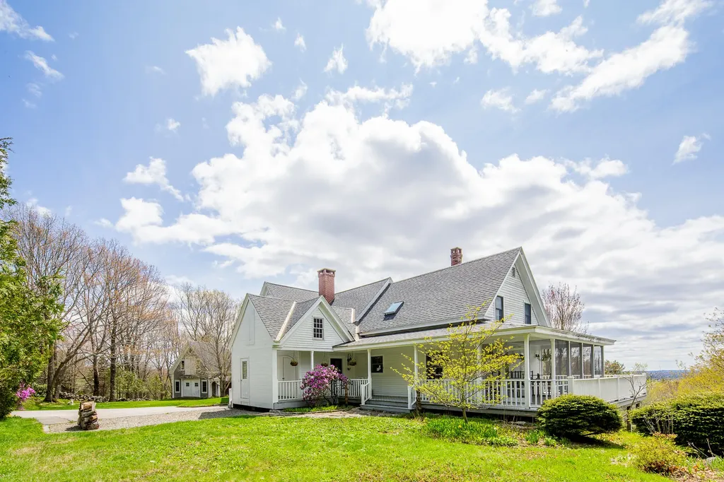 229 Mill Street Rockport ME 04856