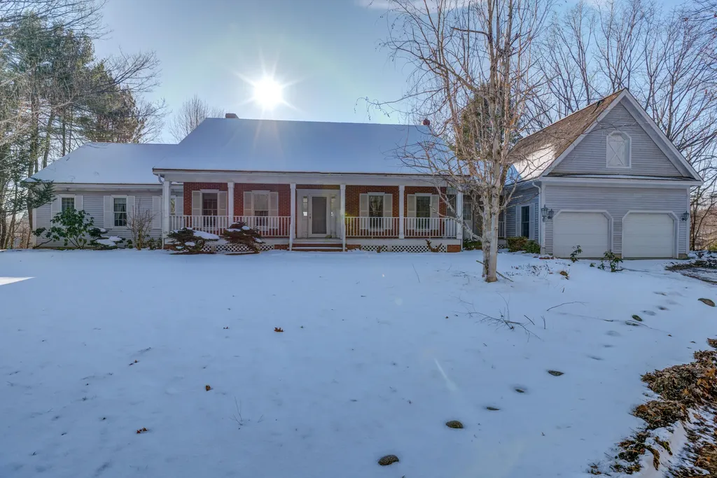 11 Abenaki Way Kennebunkport ME 04046