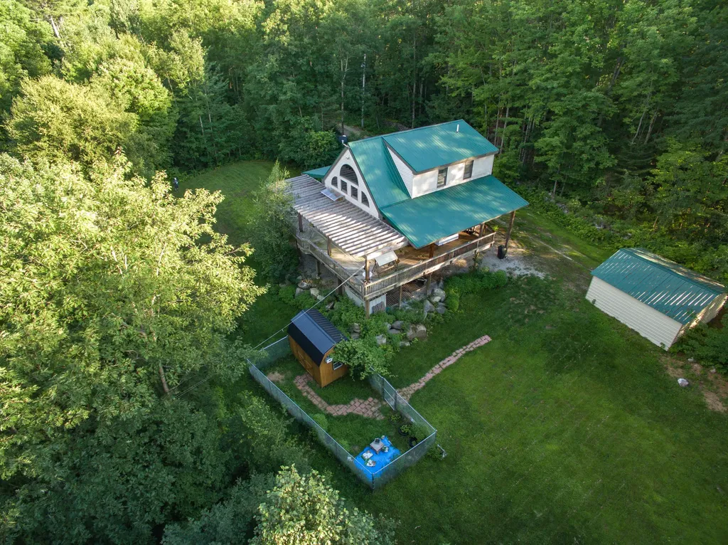 175 Yagger Road Norway ME 04268