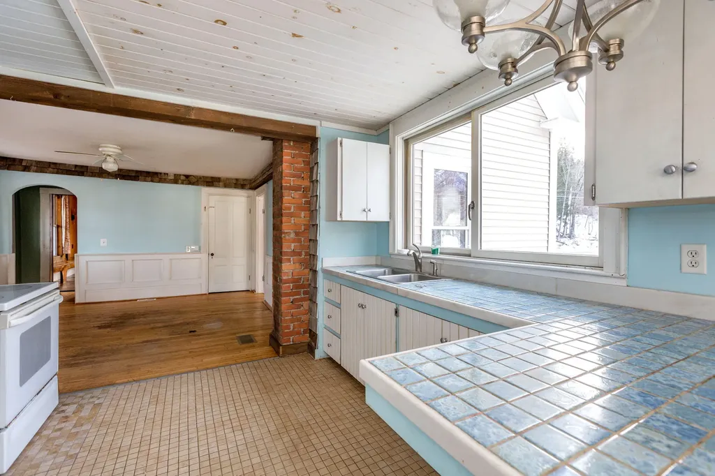 36 Greenwood Street West Paris ME 04289
