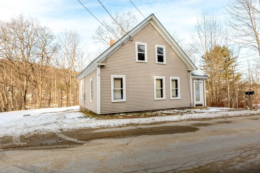 36 Greenwood Street West Paris ME 04289
