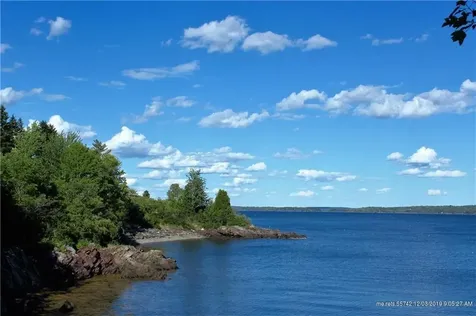 00 Sailors Bluff Northport ME 04849