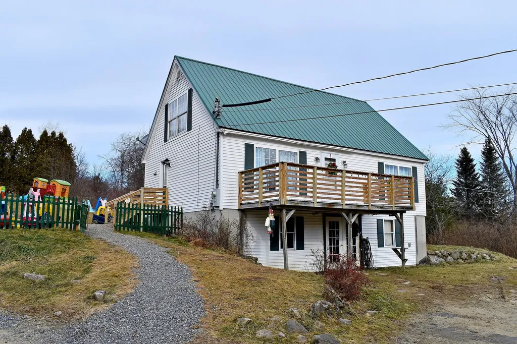 90 Alna Road Wiscasset ME 04578