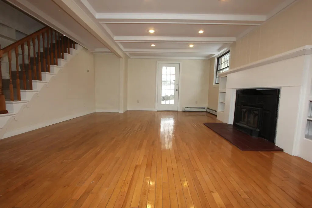 41 Hillsdale Street Auburn ME 04210