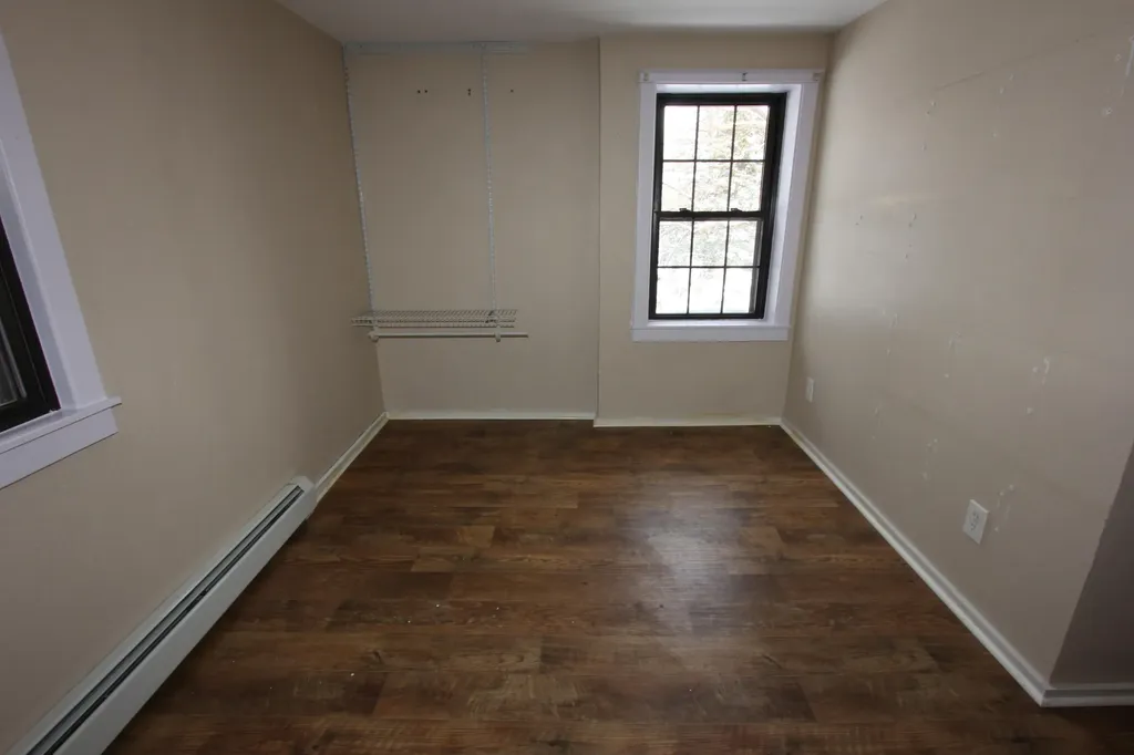 41 Hillsdale Street Auburn ME 04210
