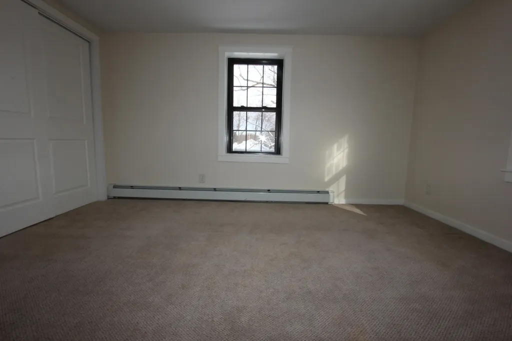 41 Hillsdale Street Auburn ME 04210