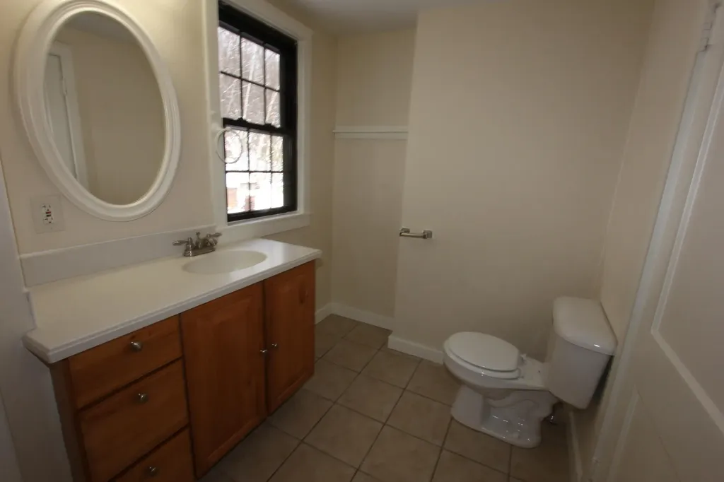 41 Hillsdale Street Auburn ME 04210
