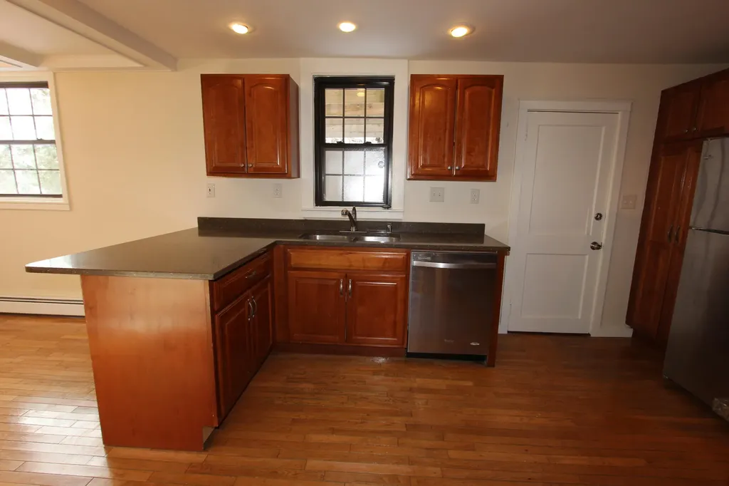 41 Hillsdale Street Auburn ME 04210