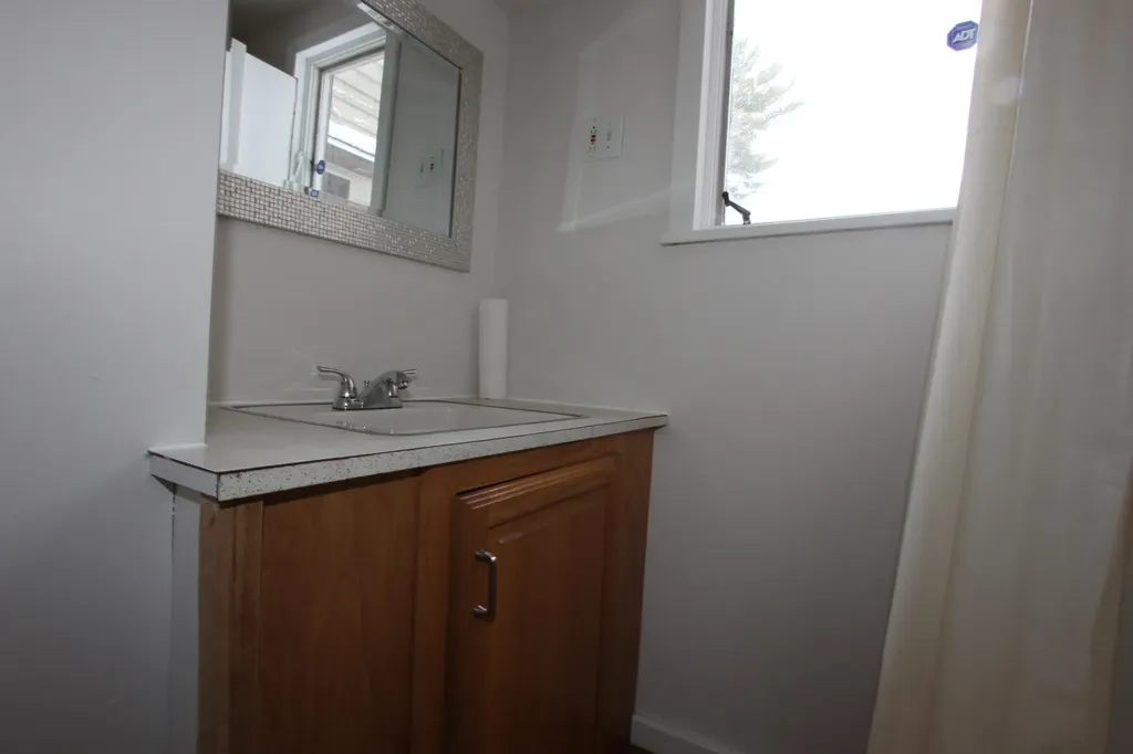 41 Hillsdale Street Auburn ME 04210