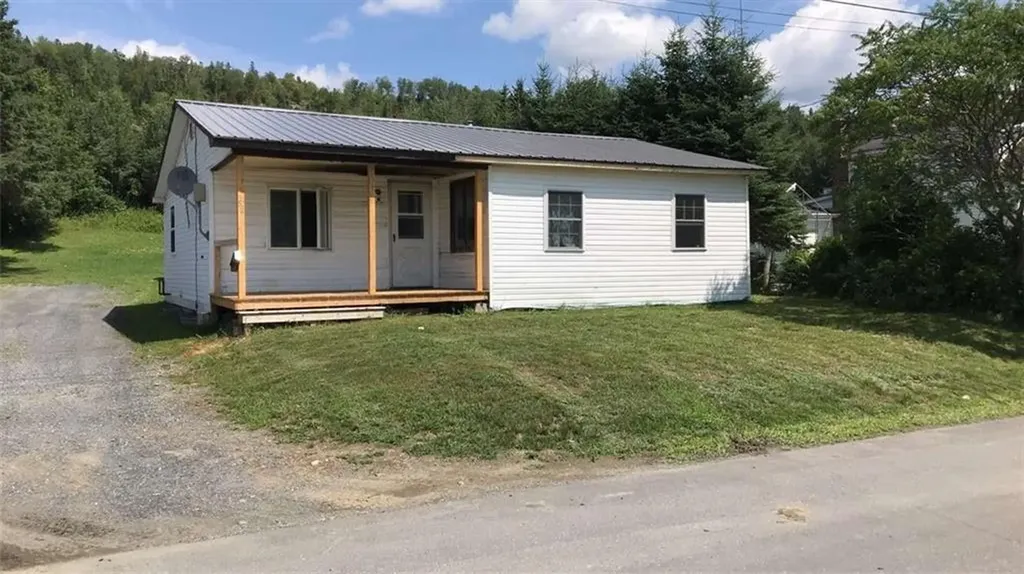 58 Highland Avenue Fort Kent ME 04743