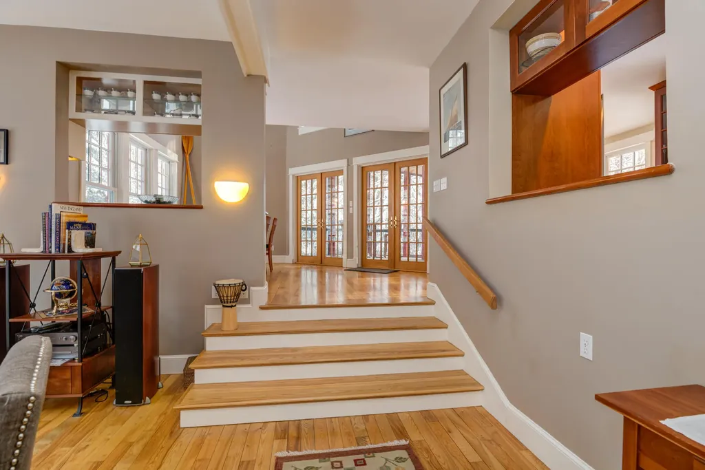 14 Mast Road Scarborough ME 04074