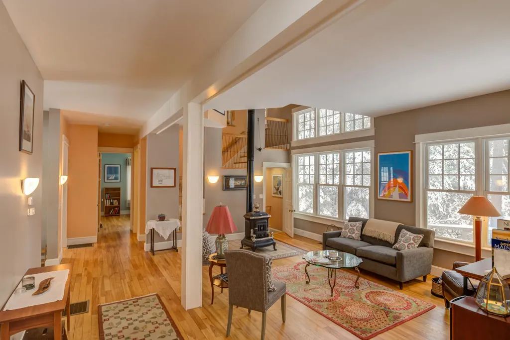 14 Mast Road Scarborough ME 04074