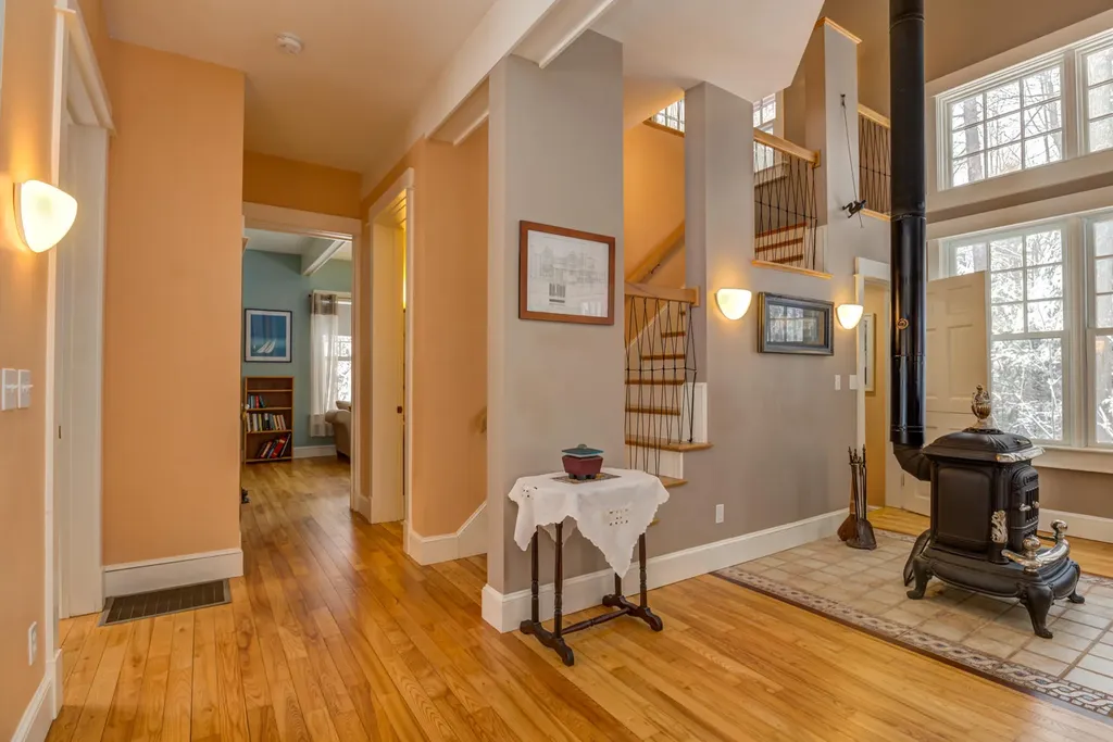 14 Mast Road Scarborough ME 04074