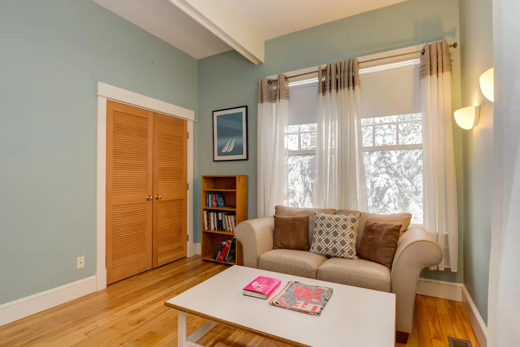 14 Mast Road Scarborough ME 04074