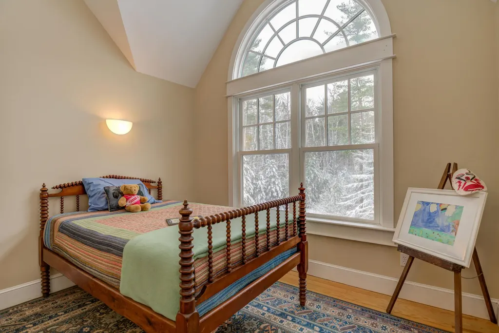 14 Mast Road Scarborough ME 04074
