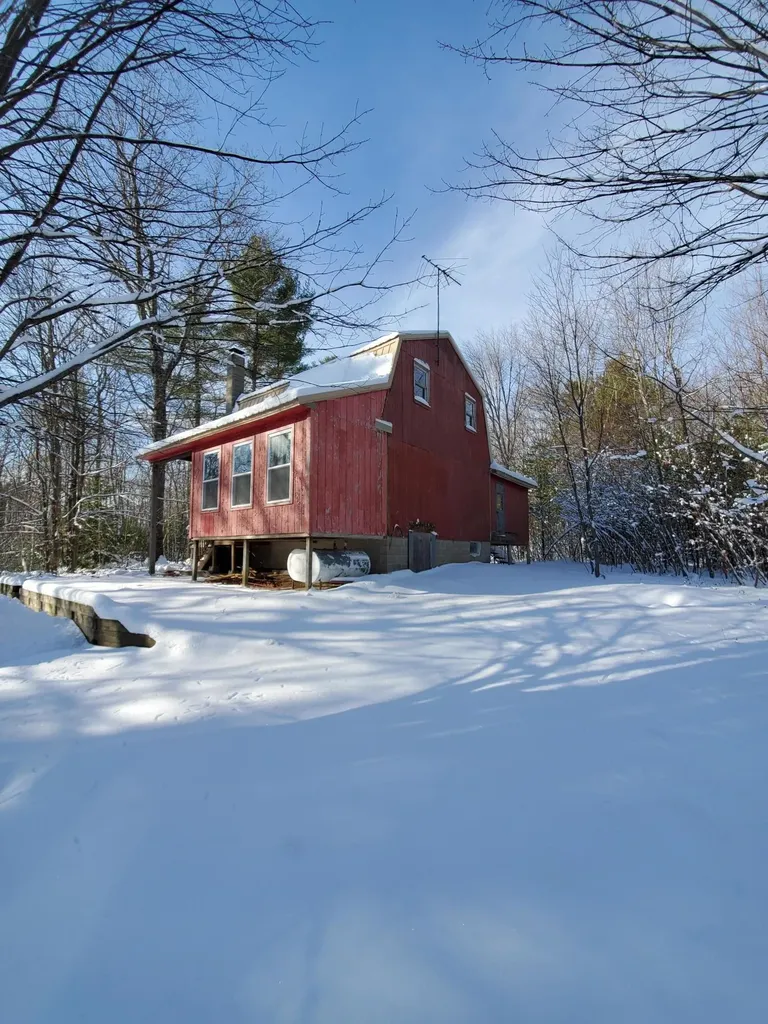 217 Wadleigh Pond Road Lyman ME 04002