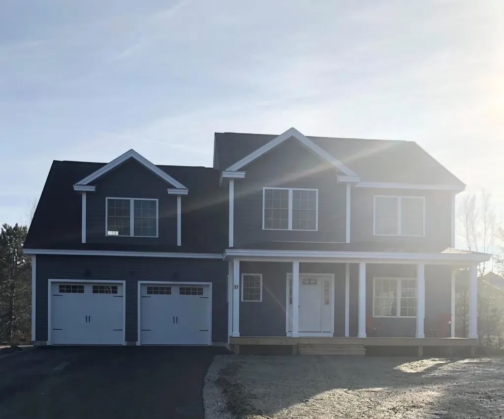 37 Tree Farm Road Brunswick ME 04011