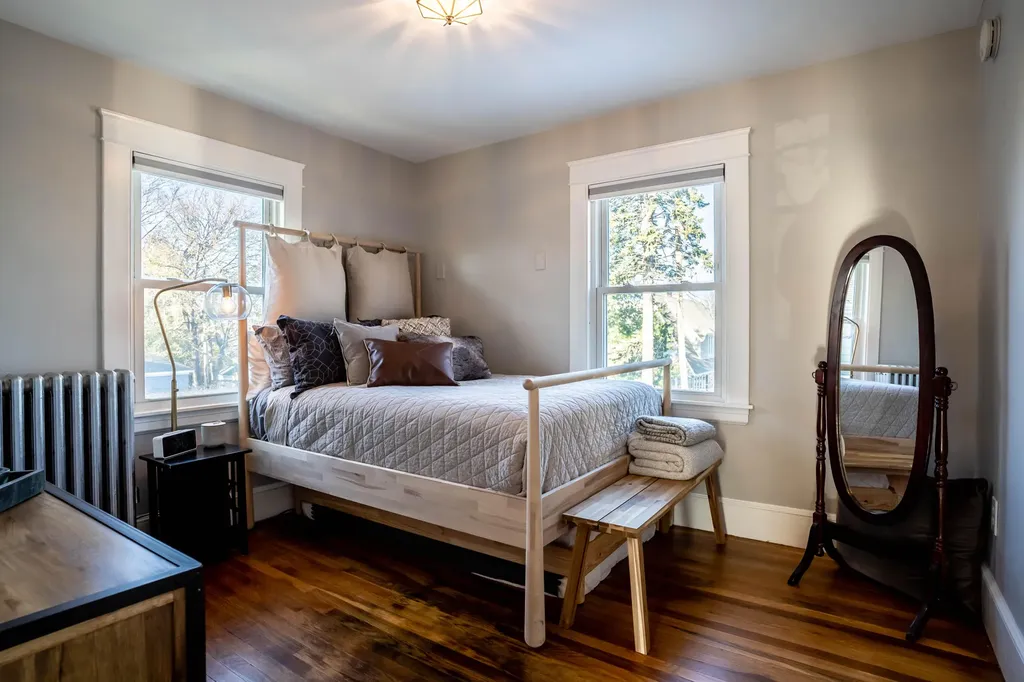 3 Deerfield Road Portland ME 04101