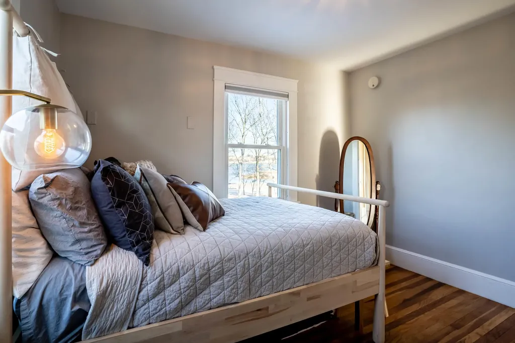3 Deerfield Road Portland ME 04101