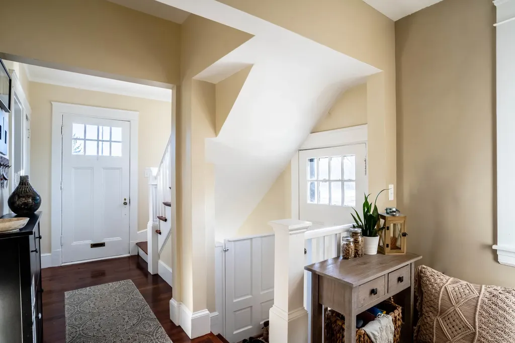3 Deerfield Road Portland ME 04101