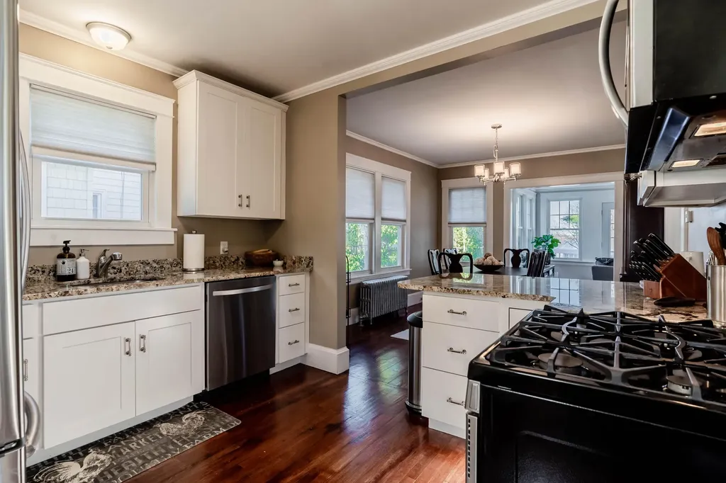 3 Deerfield Road Portland ME 04101