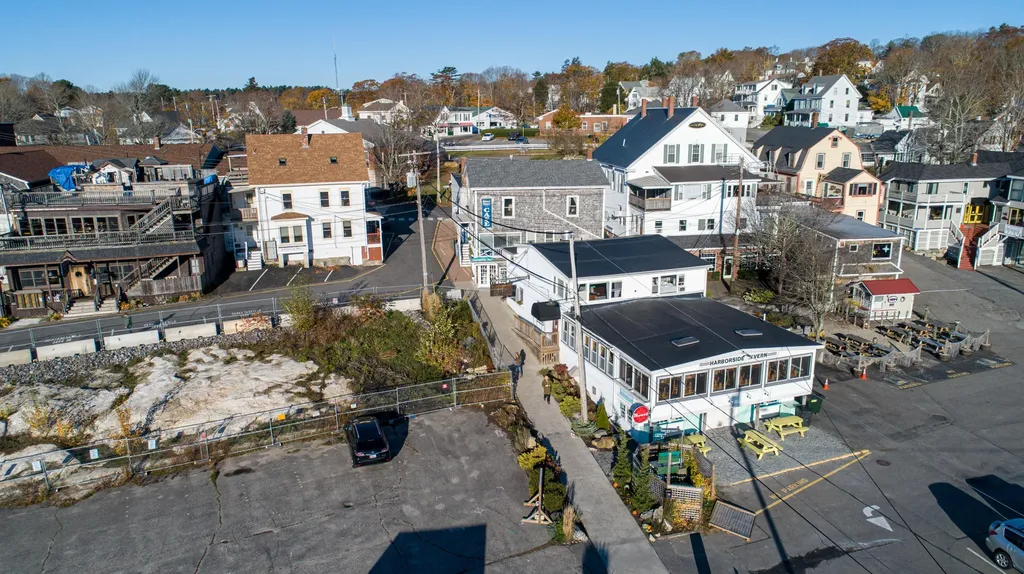12 Bridge Street Boothbay Harbor ME 04538