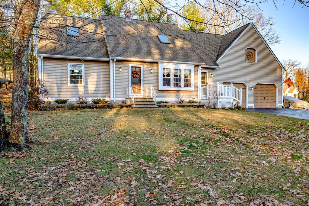 7 Robin Circle Biddeford ME 04005