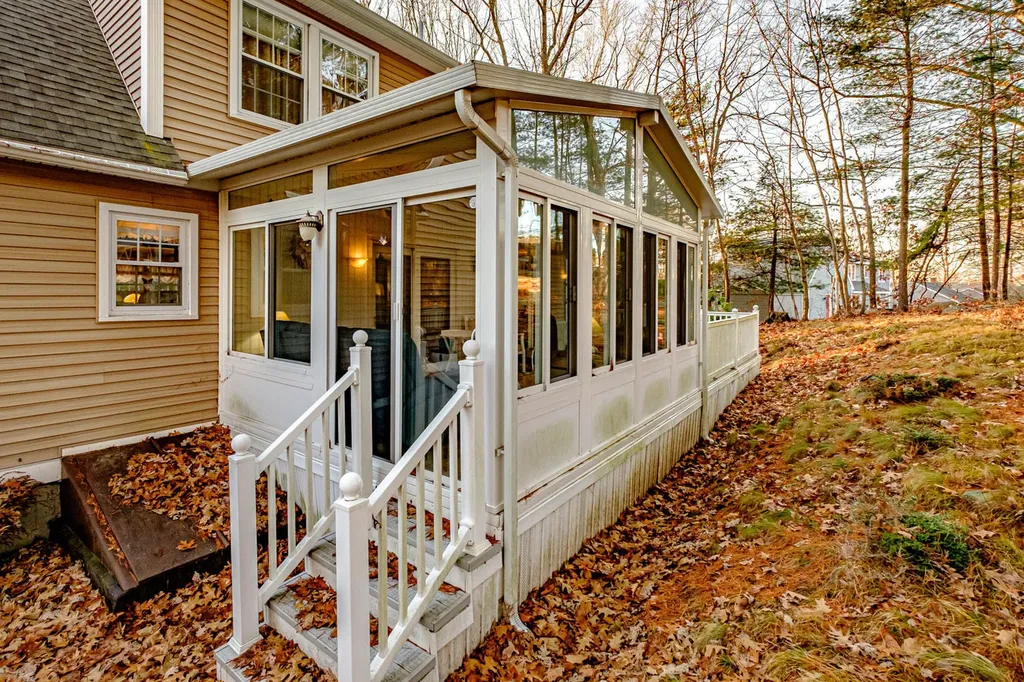 7 Robin Circle Biddeford ME 04005