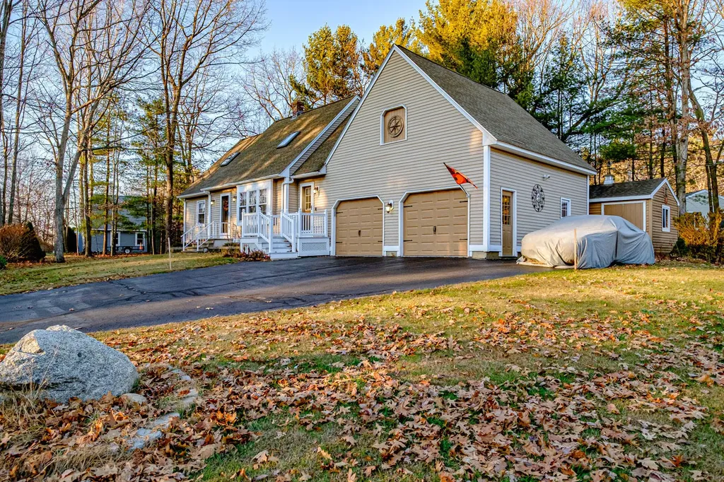 7 Robin Circle Biddeford ME 04005