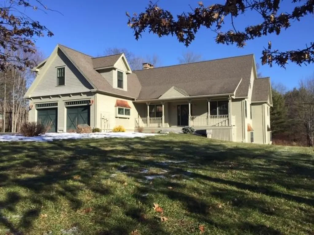 27 Richards Way Saco ME 04072