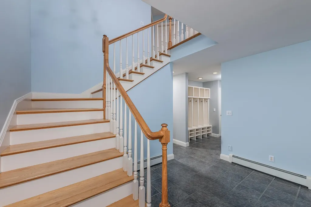 40 Boban Street York ME 03909