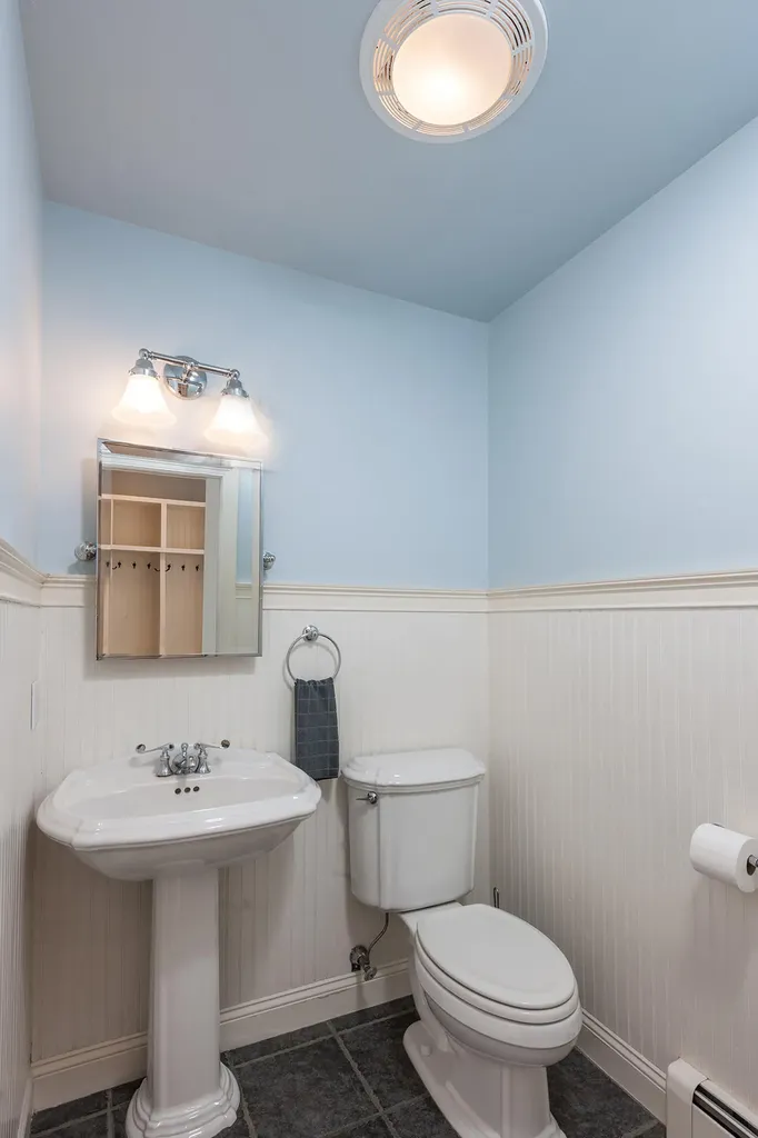 40 Boban Street York ME 03909