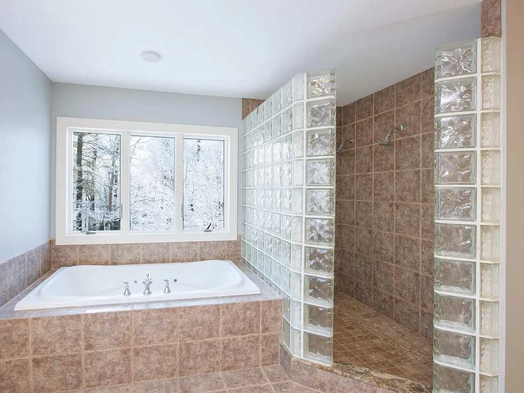 40 Boban Street York ME 03909
