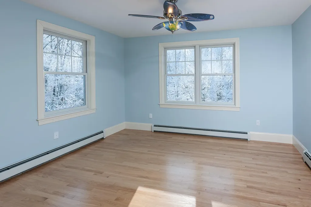 40 Boban Street York ME 03909