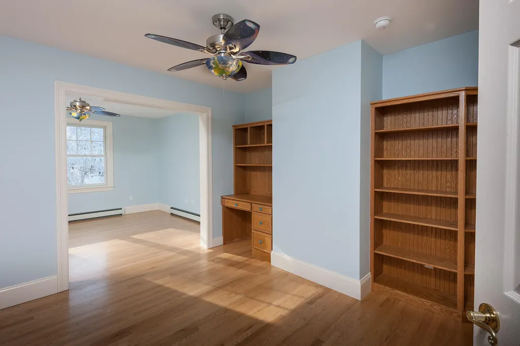 40 Boban Street York ME 03909