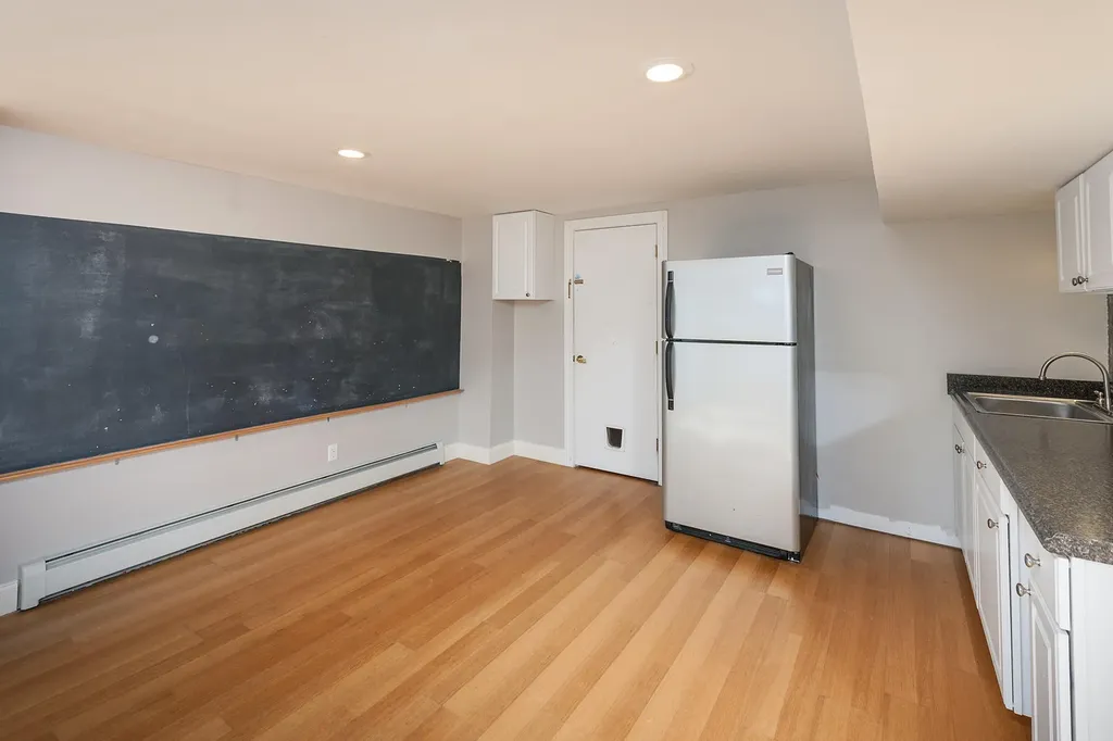 40 Boban Street York ME 03909
