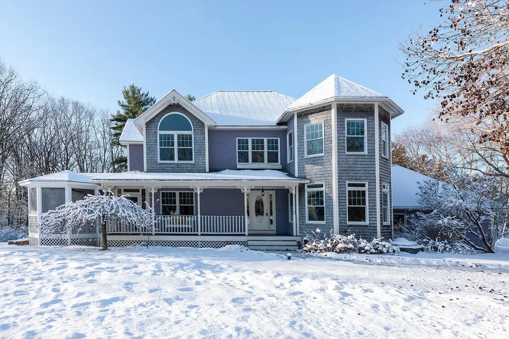 40 Boban Street York ME 03909