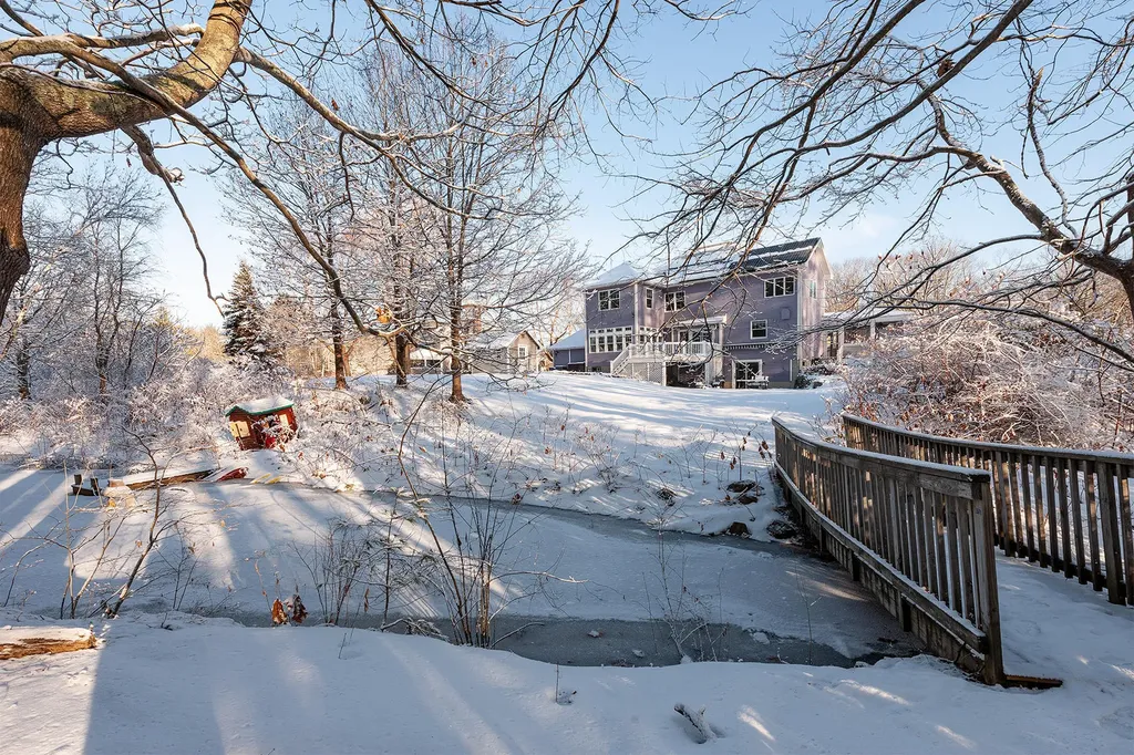 40 Boban Street York ME 03909