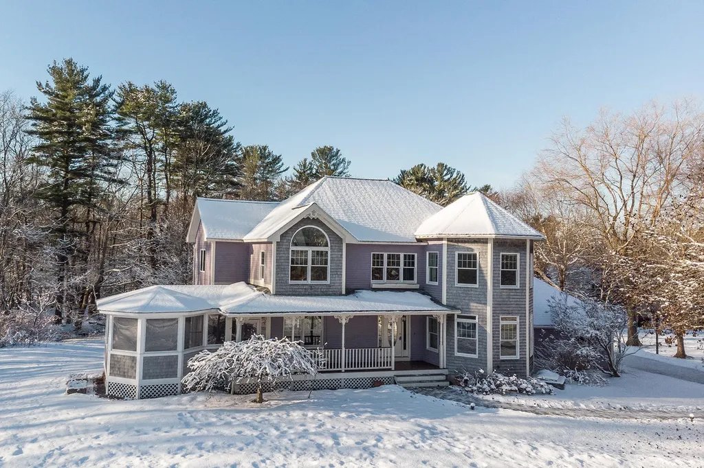 40 Boban Street York ME 03909