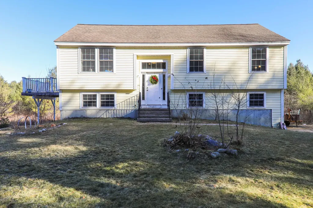 15 Marshview Drive Gray ME 04039