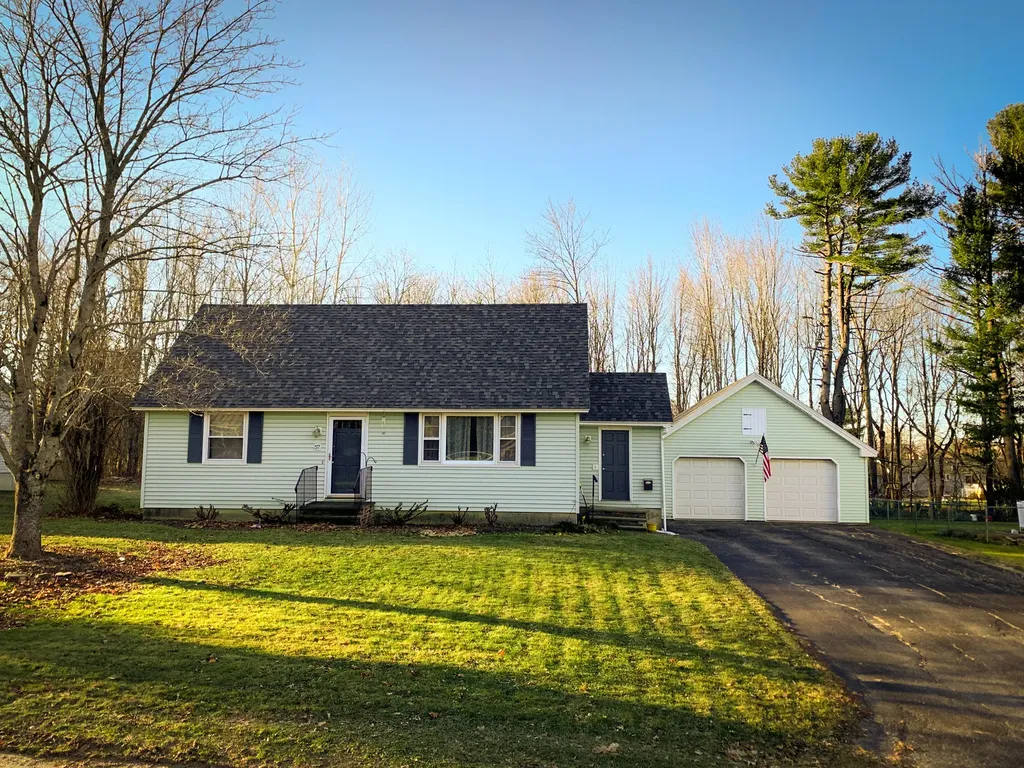 57 Edgewood Drive Brewer ME 04412